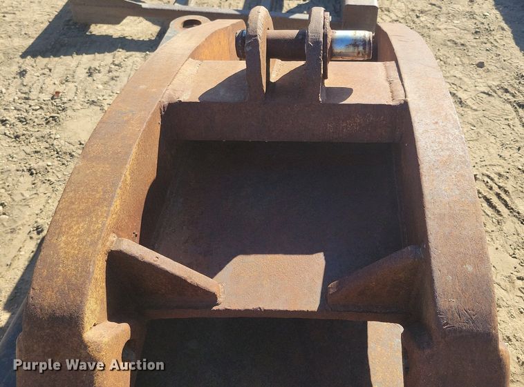 image for item DG0528 (2) excavator thumbs