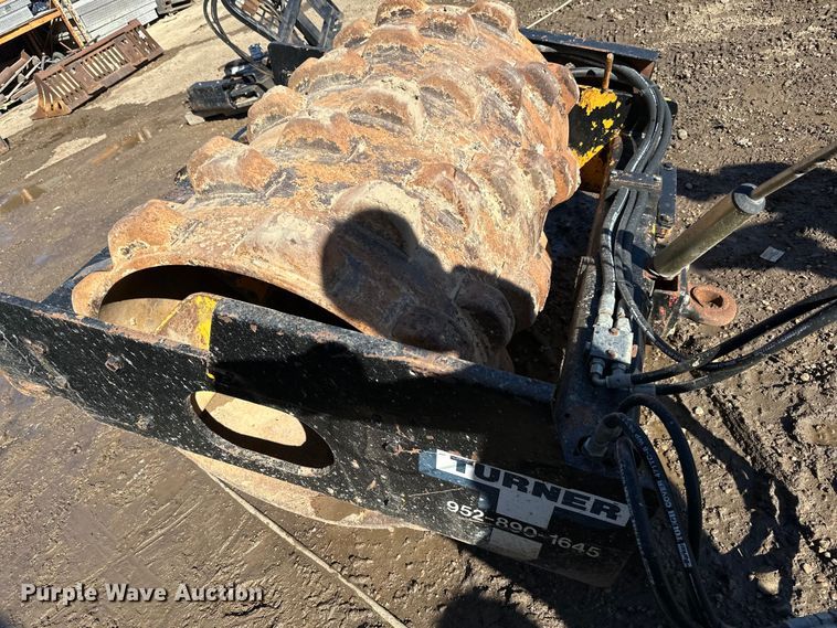 image for item DG0530 Skid steer vibratory drum roller