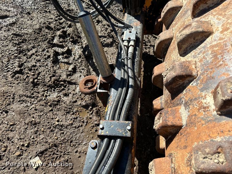 image for item DG0530 Skid steer vibratory drum roller