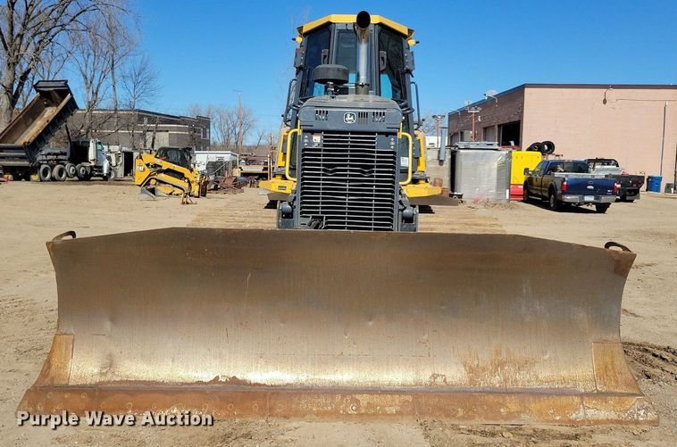 image for item DO3349 2012 John Deere  750K dozer