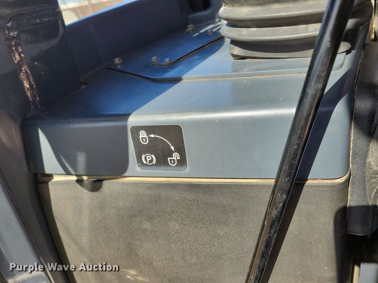 image for item DO3349 2012 John Deere  750K dozer