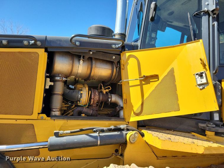 image for item DO3349 2012 John Deere  750K dozer