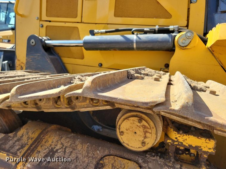 image for item DO3349 2012 John Deere  750K dozer