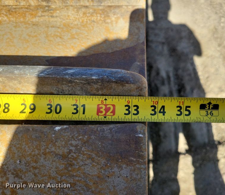 image for item DO3349 2012 John Deere  750K dozer