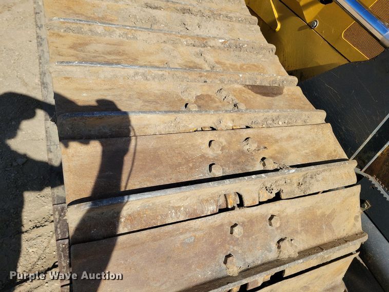 image for item DO3349 2012 John Deere  750K dozer