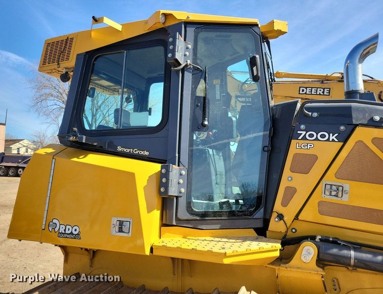 image for item DO3350 2018 John Deere 700K LGP dozer