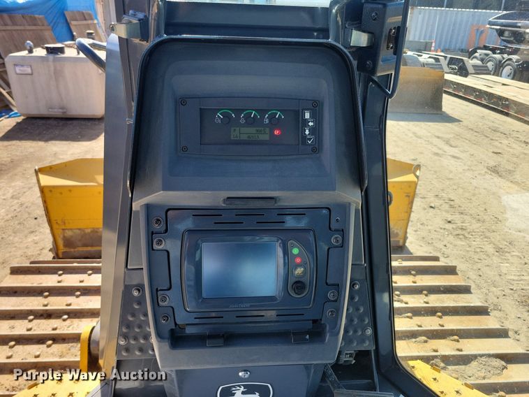 image for item DO3350 2018 John Deere 700K LGP dozer