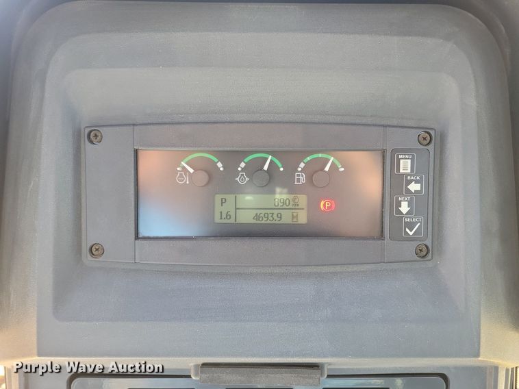 image for item DO3350 2018 John Deere 700K LGP dozer