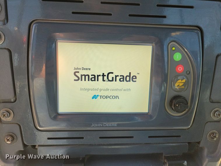 image for item DO3350 2018 John Deere 700K LGP dozer