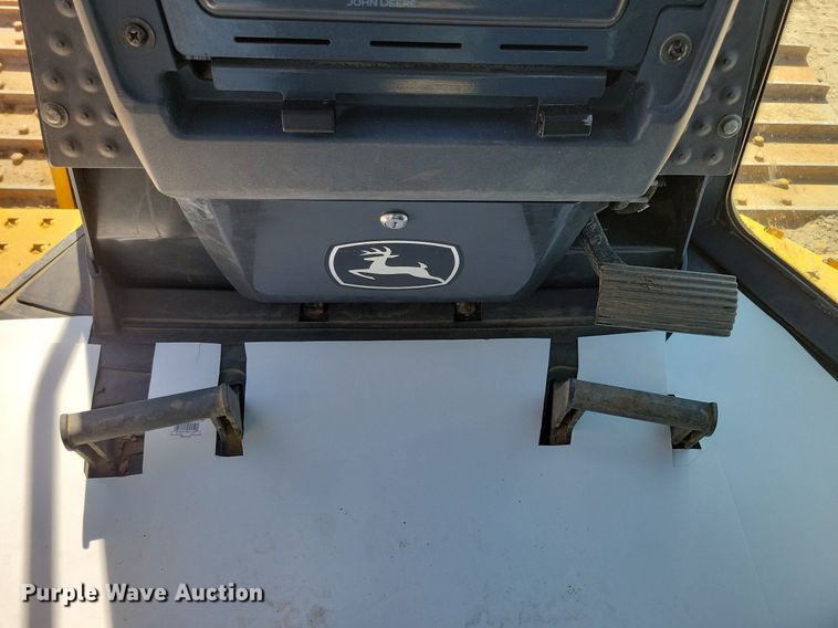 image for item DO3350 2018 John Deere 700K LGP dozer