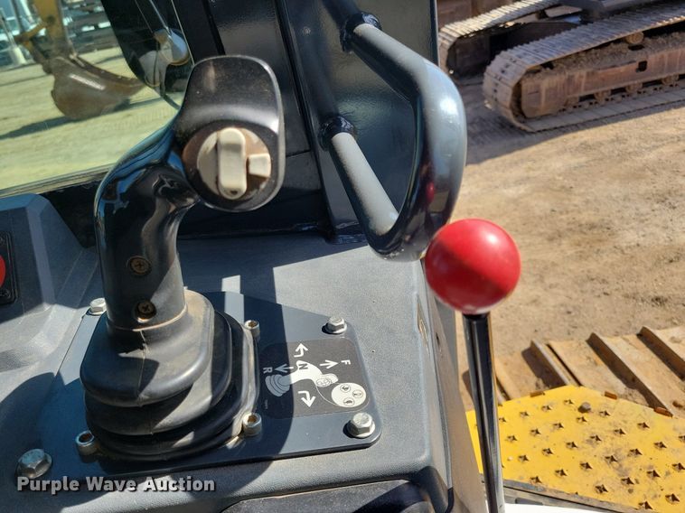 image for item DO3350 2018 John Deere 700K LGP dozer