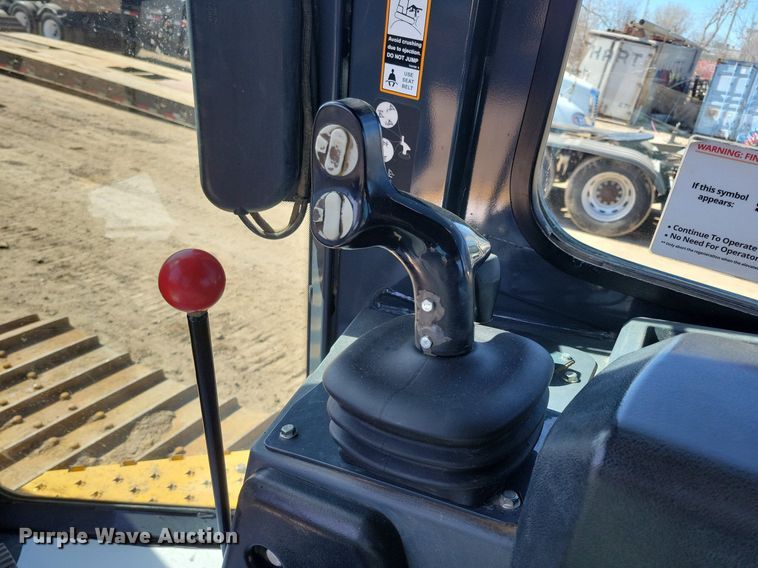 image for item DO3350 2018 John Deere 700K LGP dozer