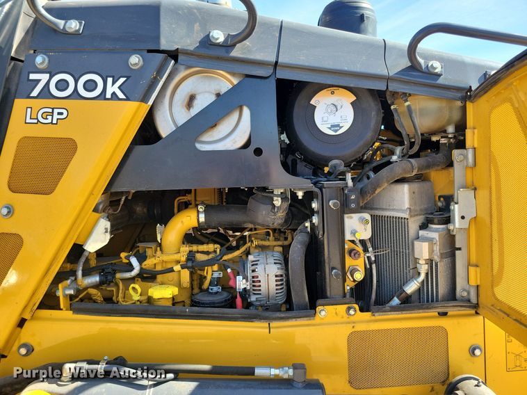 image for item DO3350 2018 John Deere 700K LGP dozer