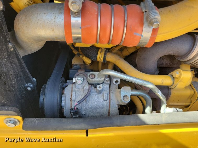 image for item DO3350 2018 John Deere 700K LGP dozer