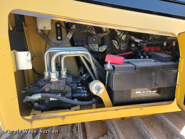 image for item DO3351 2012 Caterpillar D5K2  dozer