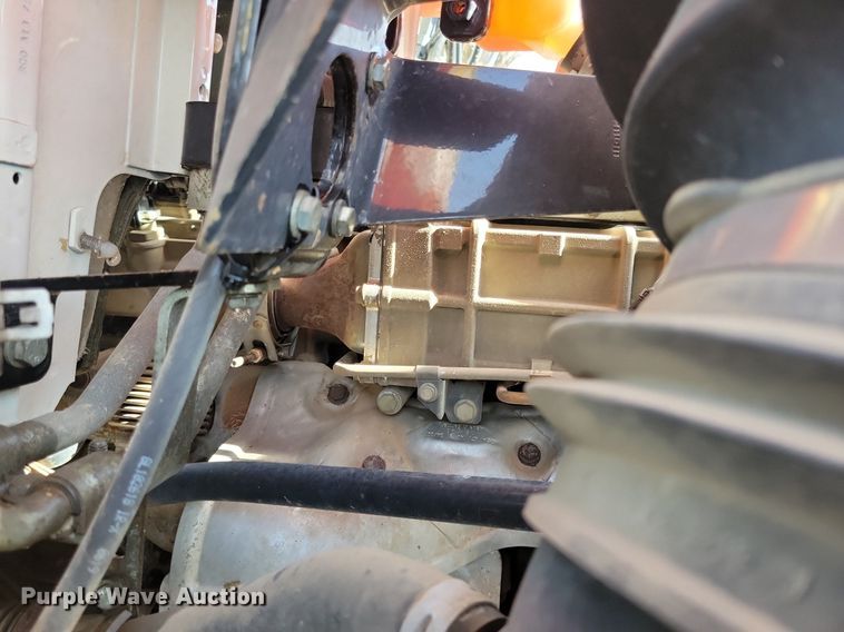 image for item DO3352 2020 Western Star  W4700SF dump truck