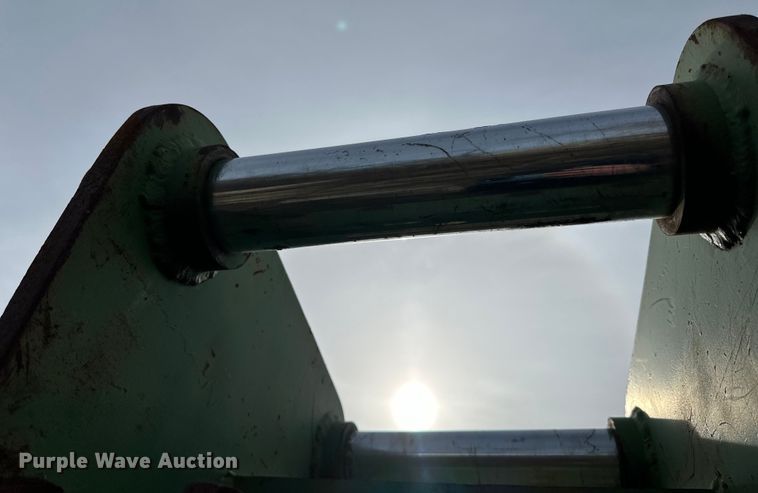 image for item DO3355 2015 Rockram UR845 breaker