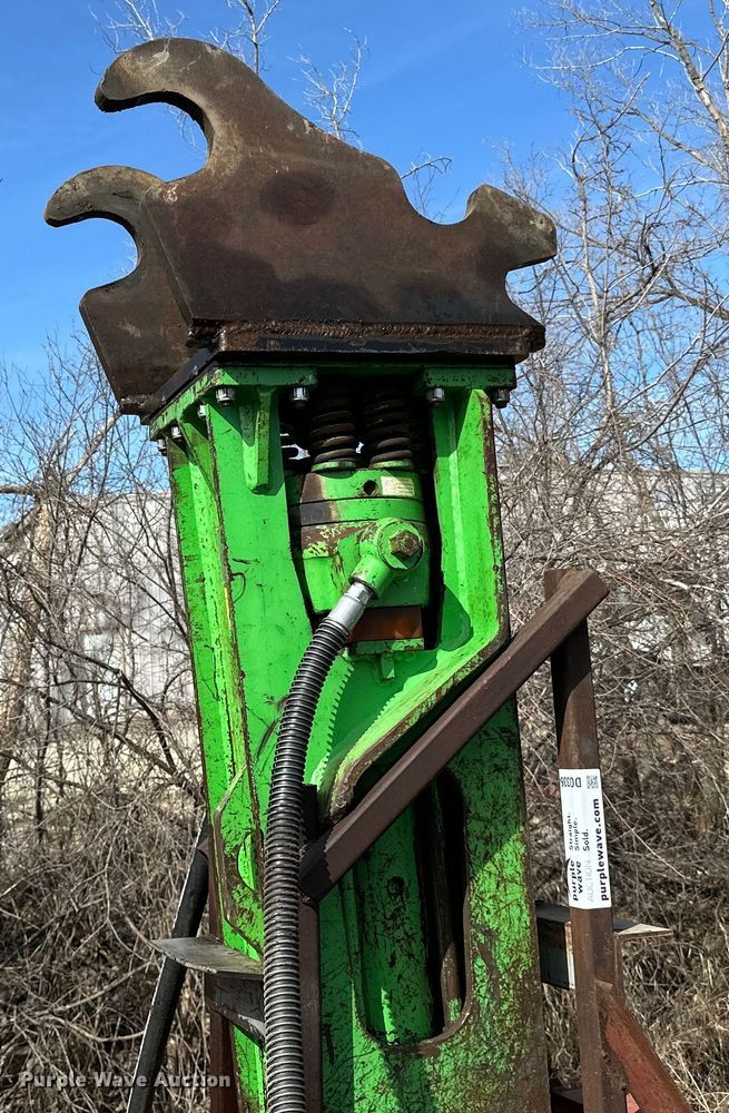 image for item DO3364 2012 Costruno M501 breaker