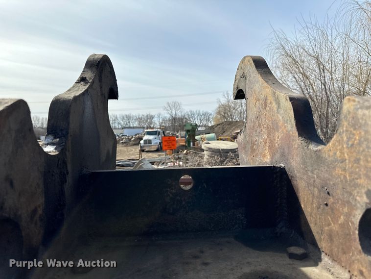 image for item DO3364 2012 Costruno M501 breaker