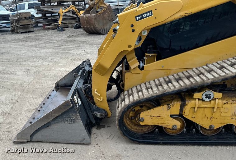 image for item DQ0587 2023 Caterpillar 259D3 tracked skid steer loader