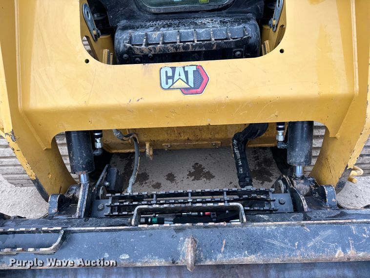 image for item DQ0587 2023 Caterpillar 259D3 tracked skid steer loader