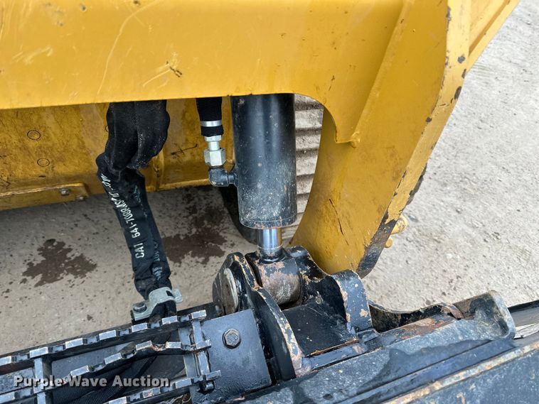 image for item DQ0587 2023 Caterpillar 259D3 tracked skid steer loader