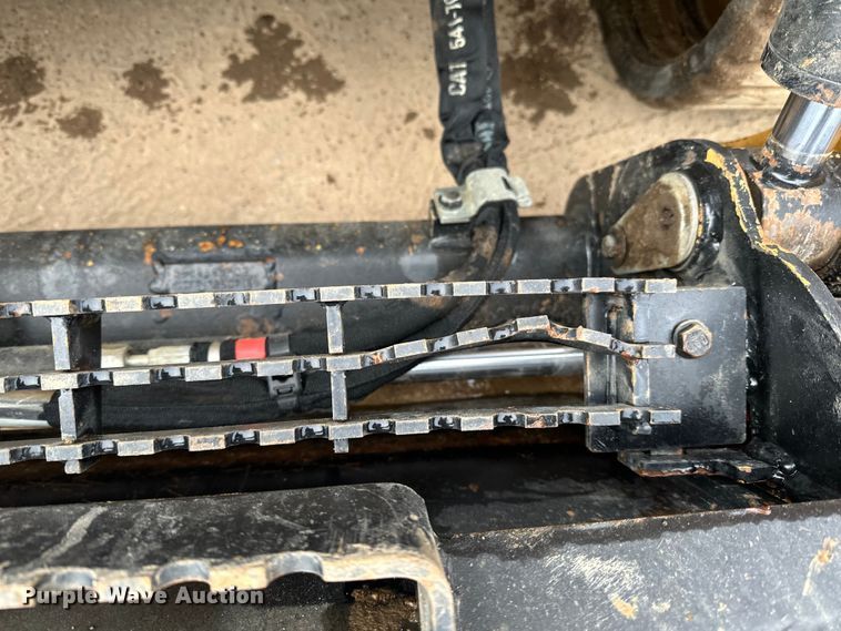 image for item DQ0587 2023 Caterpillar 259D3 tracked skid steer loader