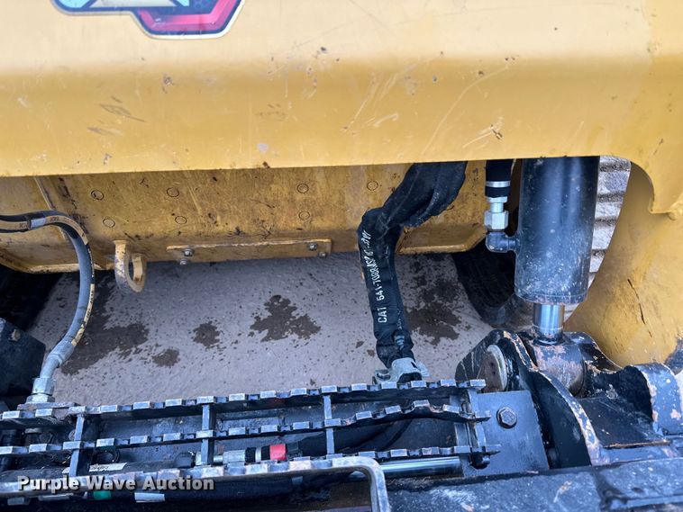 image for item DQ0587 2023 Caterpillar 259D3 tracked skid steer loader