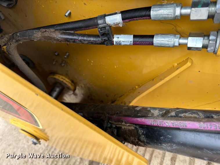 image for item DQ0587 2023 Caterpillar 259D3 tracked skid steer loader