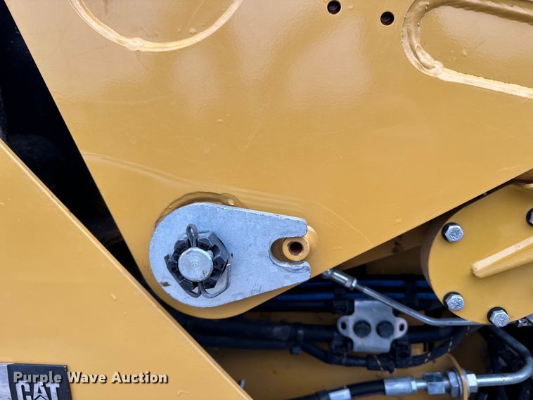 image for item DQ0587 2023 Caterpillar 259D3 tracked skid steer loader