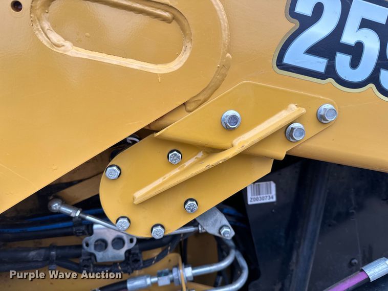image for item DQ0587 2023 Caterpillar 259D3 tracked skid steer loader
