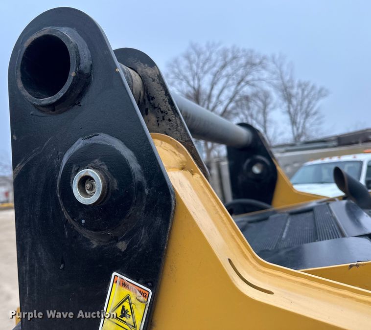 image for item DQ0587 2023 Caterpillar 259D3 tracked skid steer loader