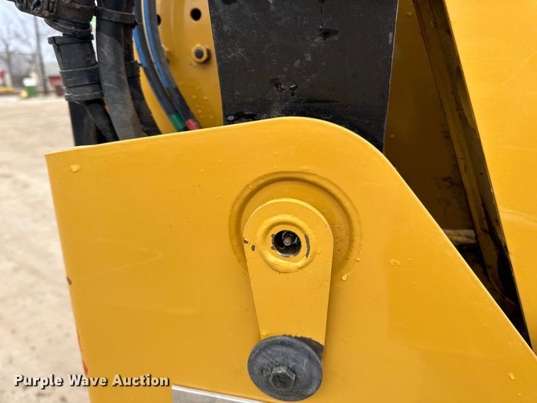 image for item DQ0587 2023 Caterpillar 259D3 tracked skid steer loader