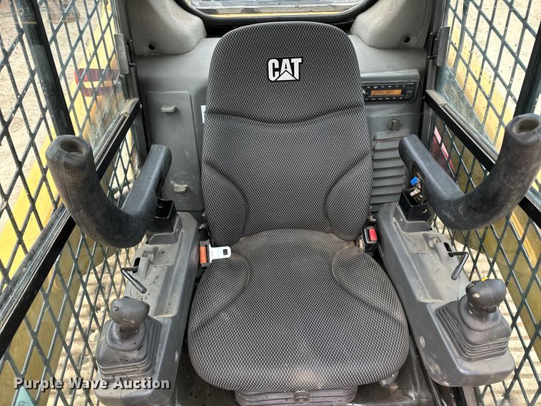 image for item DQ0587 2023 Caterpillar 259D3 tracked skid steer loader