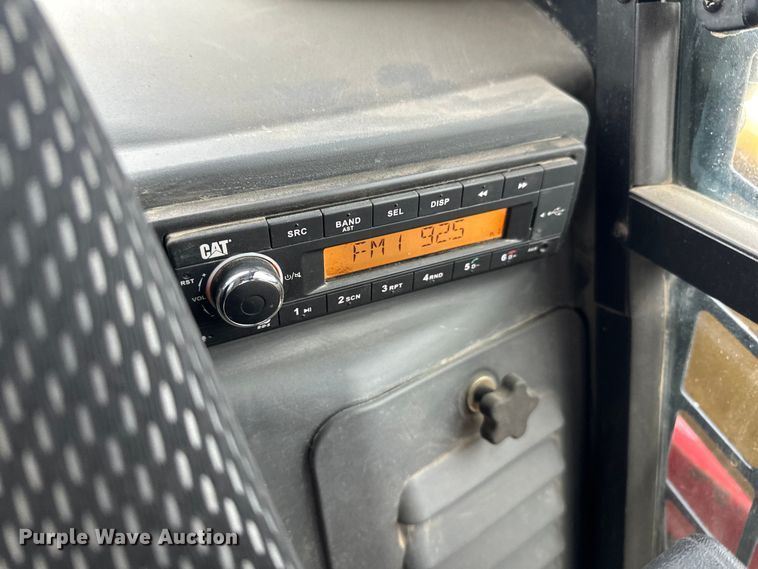 image for item DQ0587 2023 Caterpillar 259D3 tracked skid steer loader