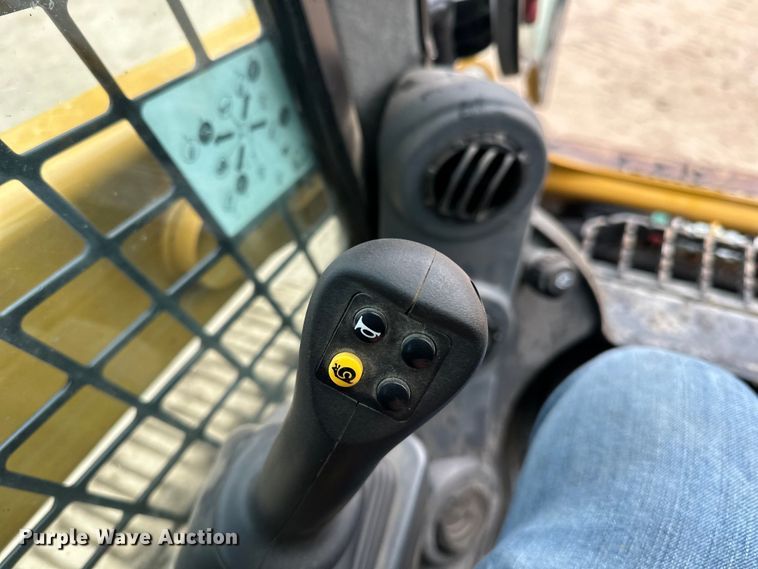 image for item DQ0587 2023 Caterpillar 259D3 tracked skid steer loader