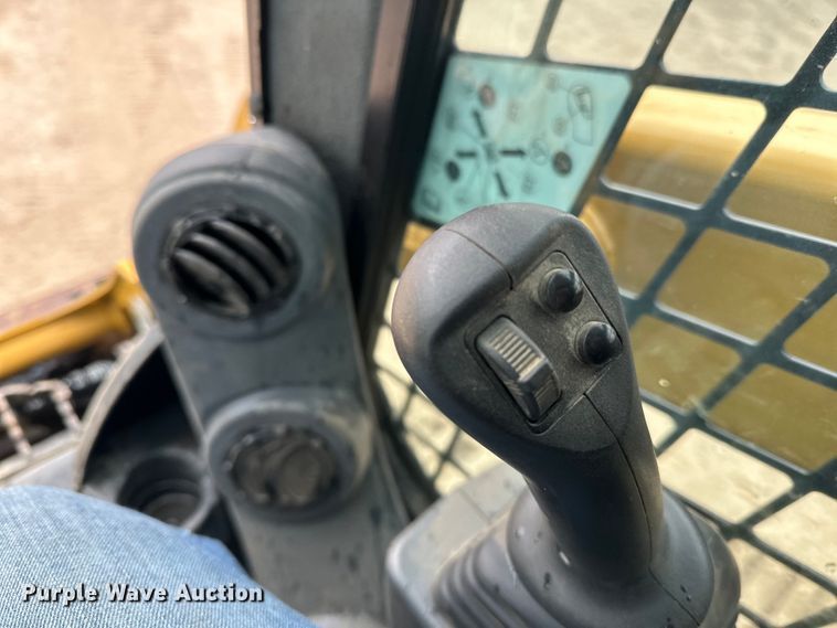 image for item DQ0587 2023 Caterpillar 259D3 tracked skid steer loader