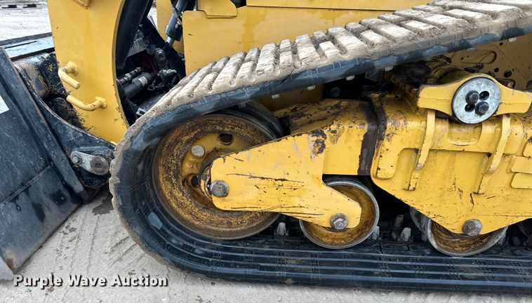 image for item DQ0587 2023 Caterpillar 259D3 tracked skid steer loader