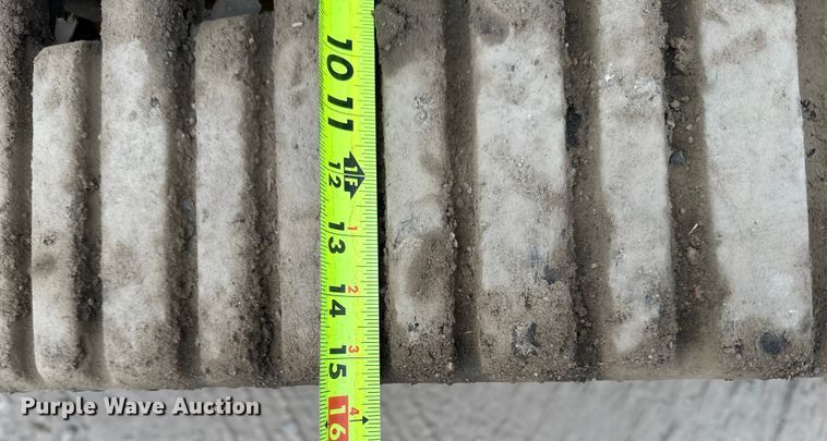 image for item DQ0587 2023 Caterpillar 259D3 tracked skid steer loader