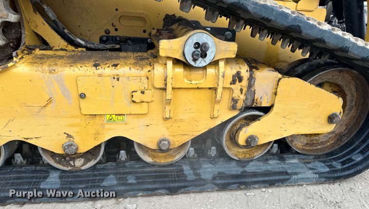 image for item DQ0587 2023 Caterpillar 259D3 tracked skid steer loader