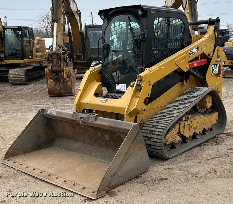 image for item DQ0589 2021 Caterpillar 259D3 tracked skid steer loader