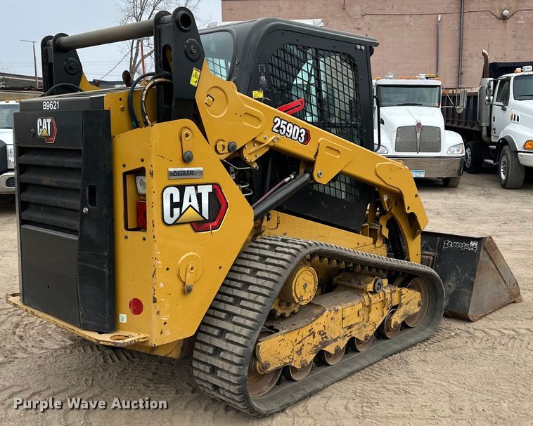 image for item DQ0589 2021 Caterpillar 259D3 tracked skid steer loader