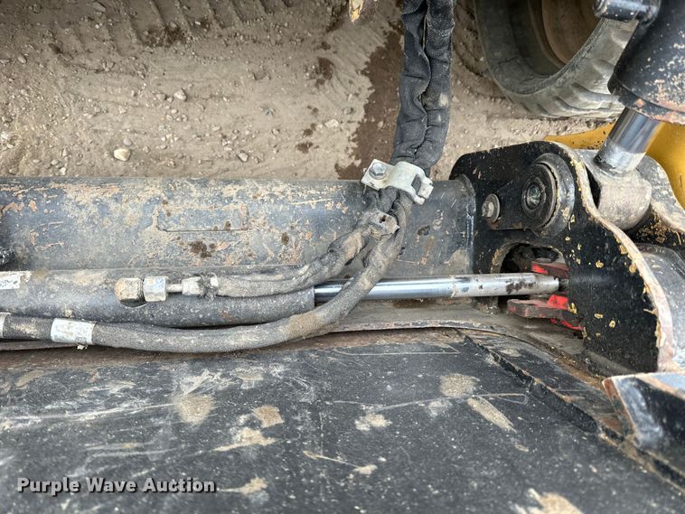 image for item DQ0589 2021 Caterpillar 259D3 tracked skid steer loader