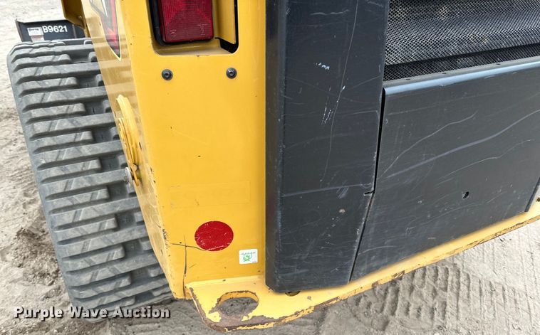 image for item DQ0589 2021 Caterpillar 259D3 tracked skid steer loader