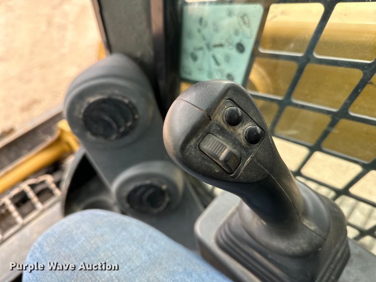 image for item DQ0589 2021 Caterpillar 259D3 tracked skid steer loader