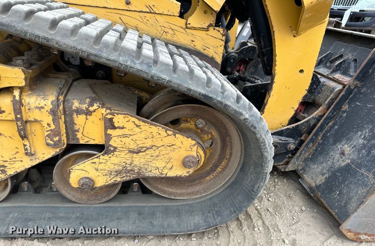 image for item DQ0589 2021 Caterpillar 259D3 tracked skid steer loader