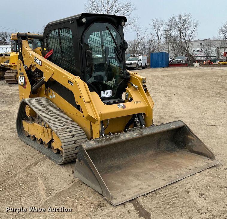 image for item DQ0590 2023 Caterpillar  259D3 tracked skid steer loader