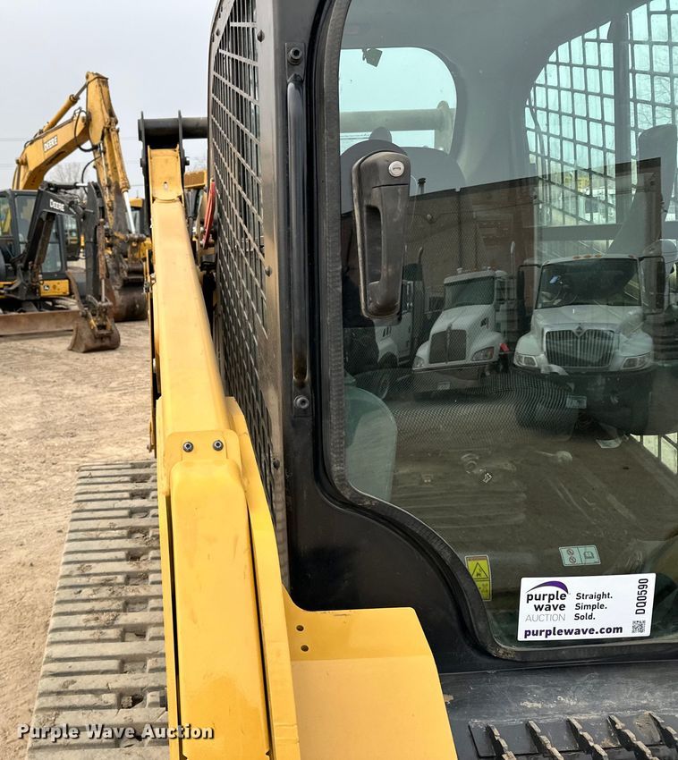 image for item DQ0590 2023 Caterpillar  259D3 tracked skid steer loader