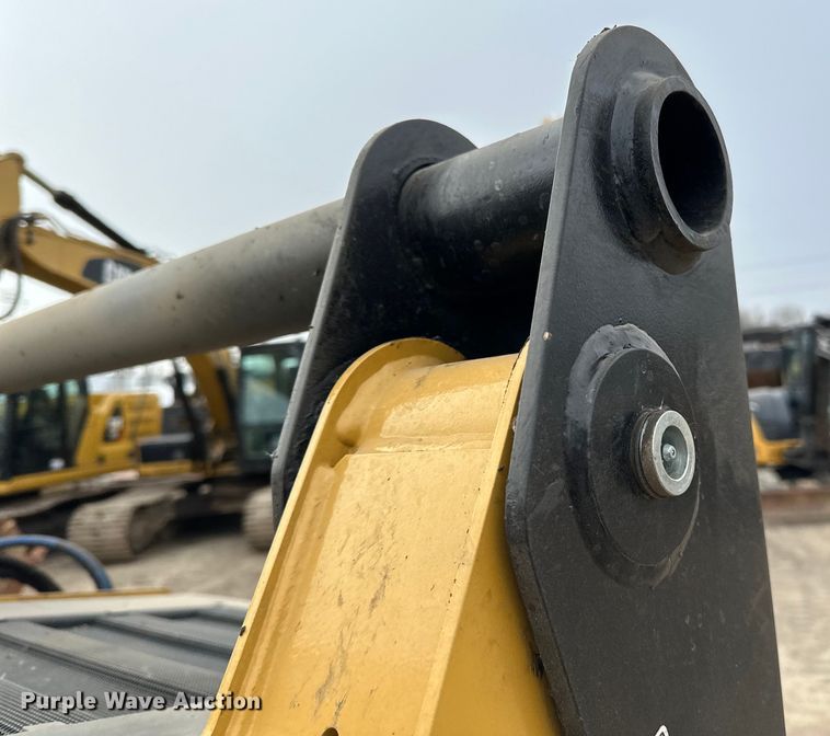 image for item DQ0590 2023 Caterpillar  259D3 tracked skid steer loader