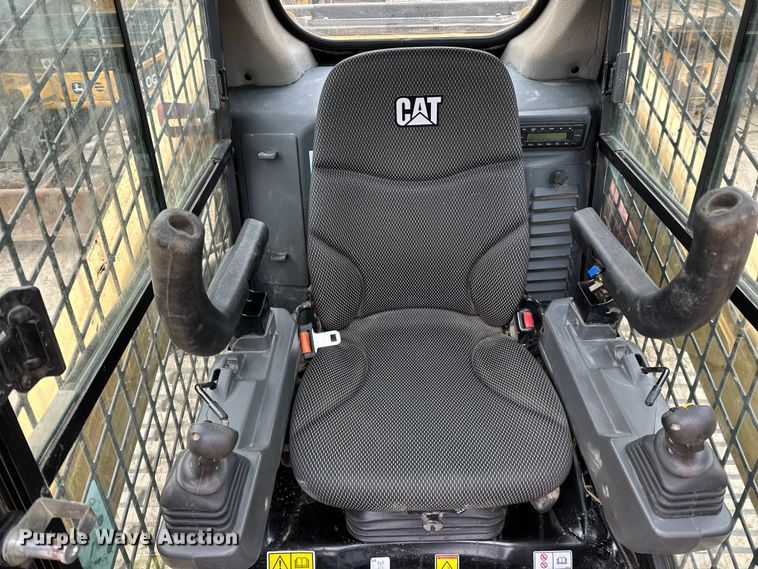 image for item DQ0590 2023 Caterpillar  259D3 tracked skid steer loader